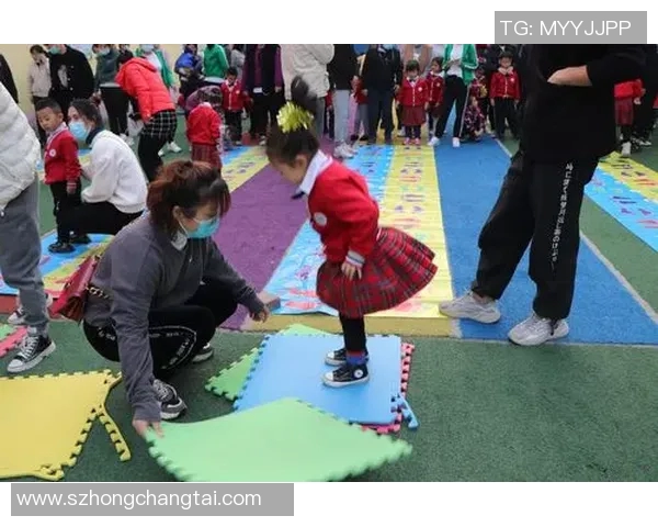 亲子同乐足球游戏探索亲子互动与运动乐趣的完美结合